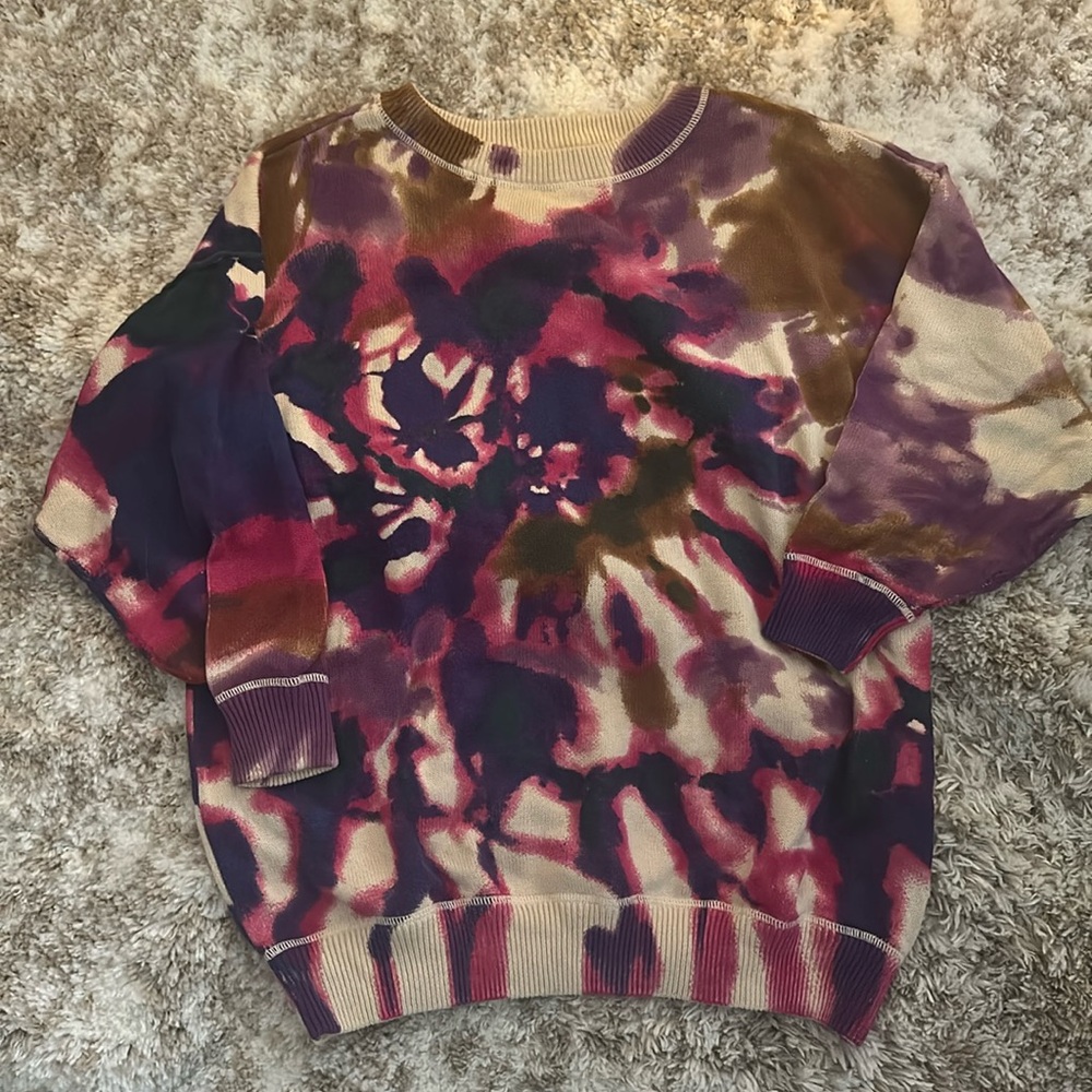 Natural life sweater